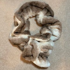 Faux Fur Neck Scarf